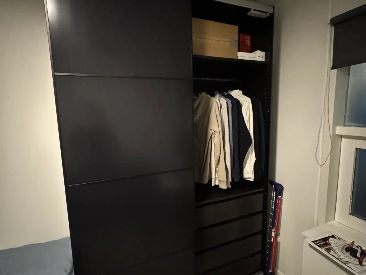 Billede 4 - IKEA PAX med skydelåger (150x236x65)