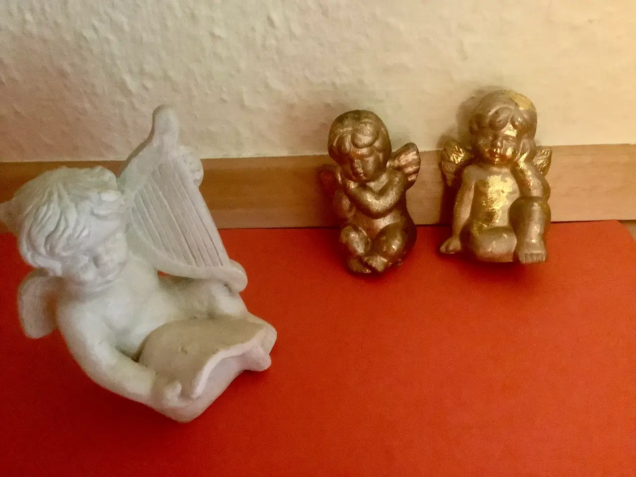 Billede 4 - Engle i keramik til dekorationer.