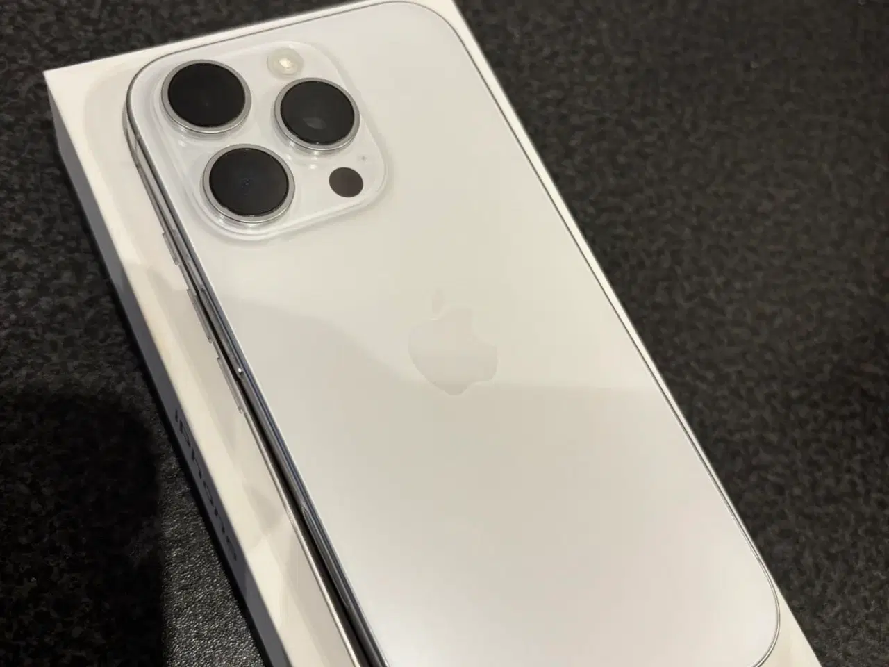 Billede 2 - iPhone 16 pro 128 gb