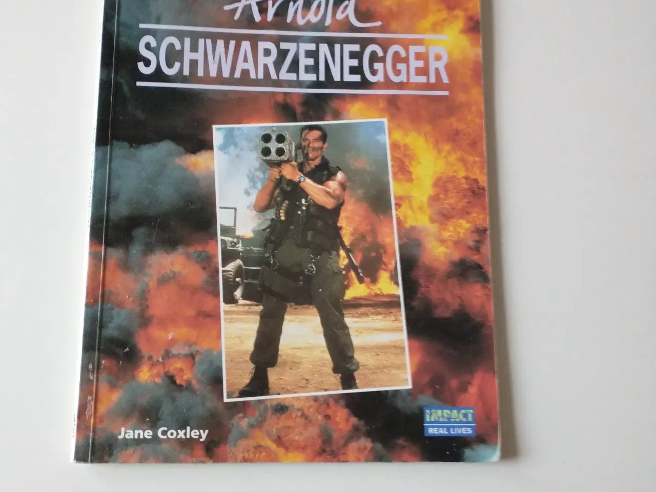 Billede 1 - Arnold Schwarzenegger (English). Af Jane Coxley