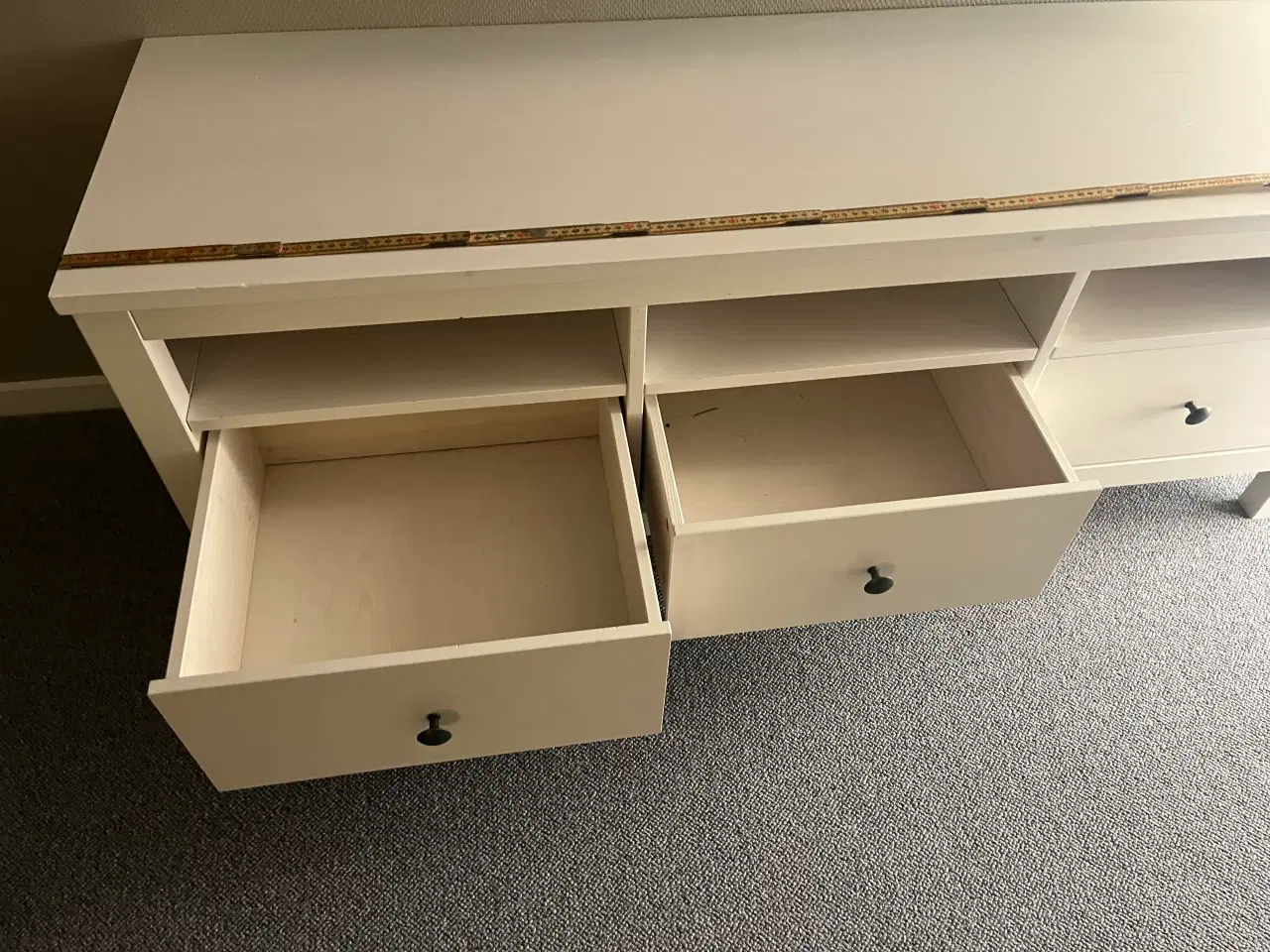 Billede 2 - Skænk 150x48x57