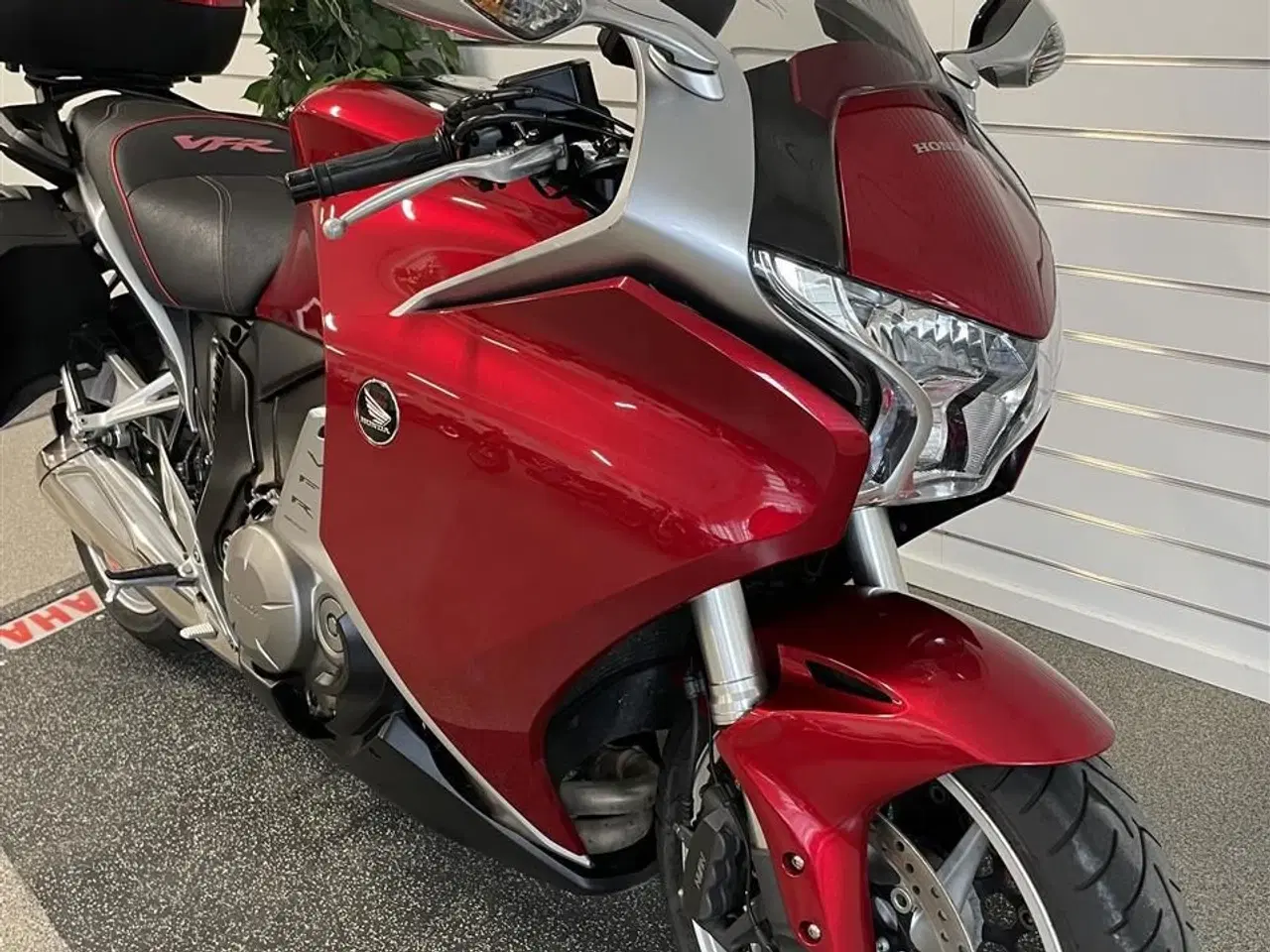 Billede 2 - Honda VFR 1200 F