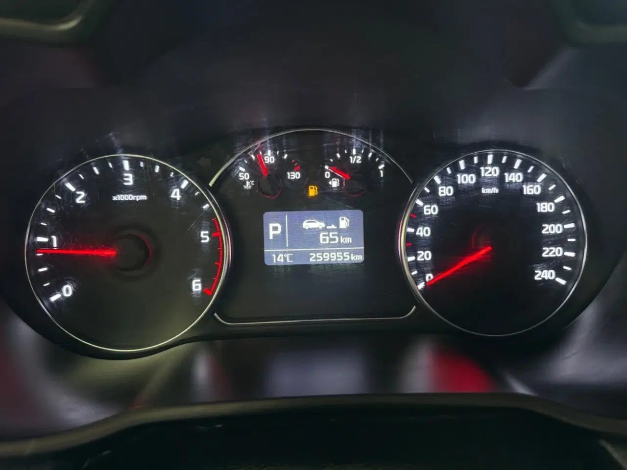 Billede 11 - Kia Carens 1,7 CRDi 141 Premium DCT 7prs