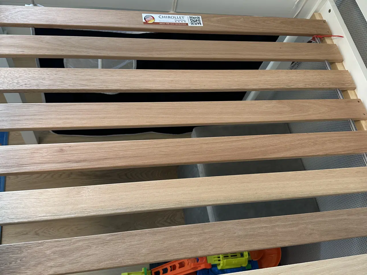 Billede 3 - Pirat høj seng med hule 