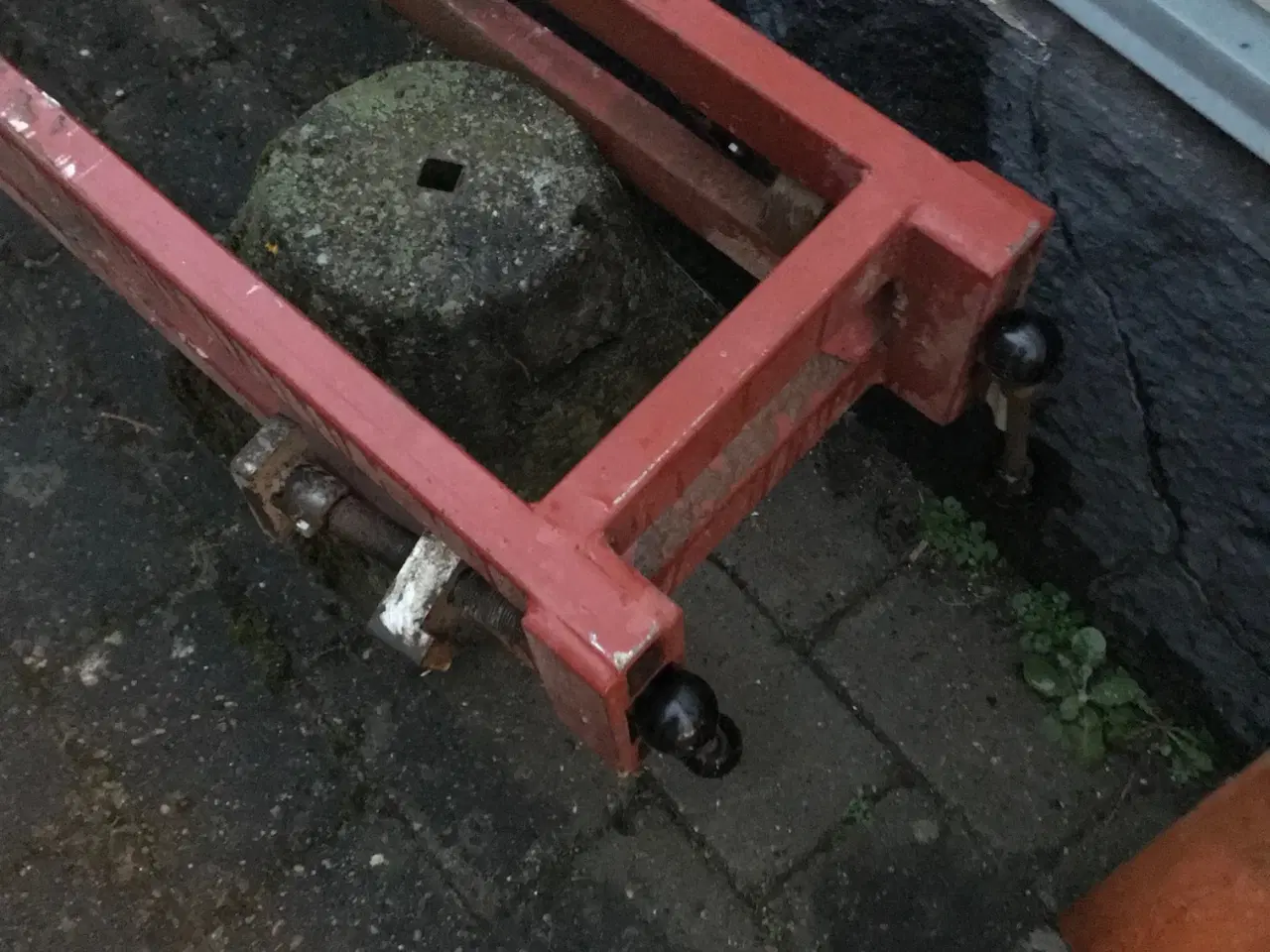 Billede 2 - Limtvinge til bordplader