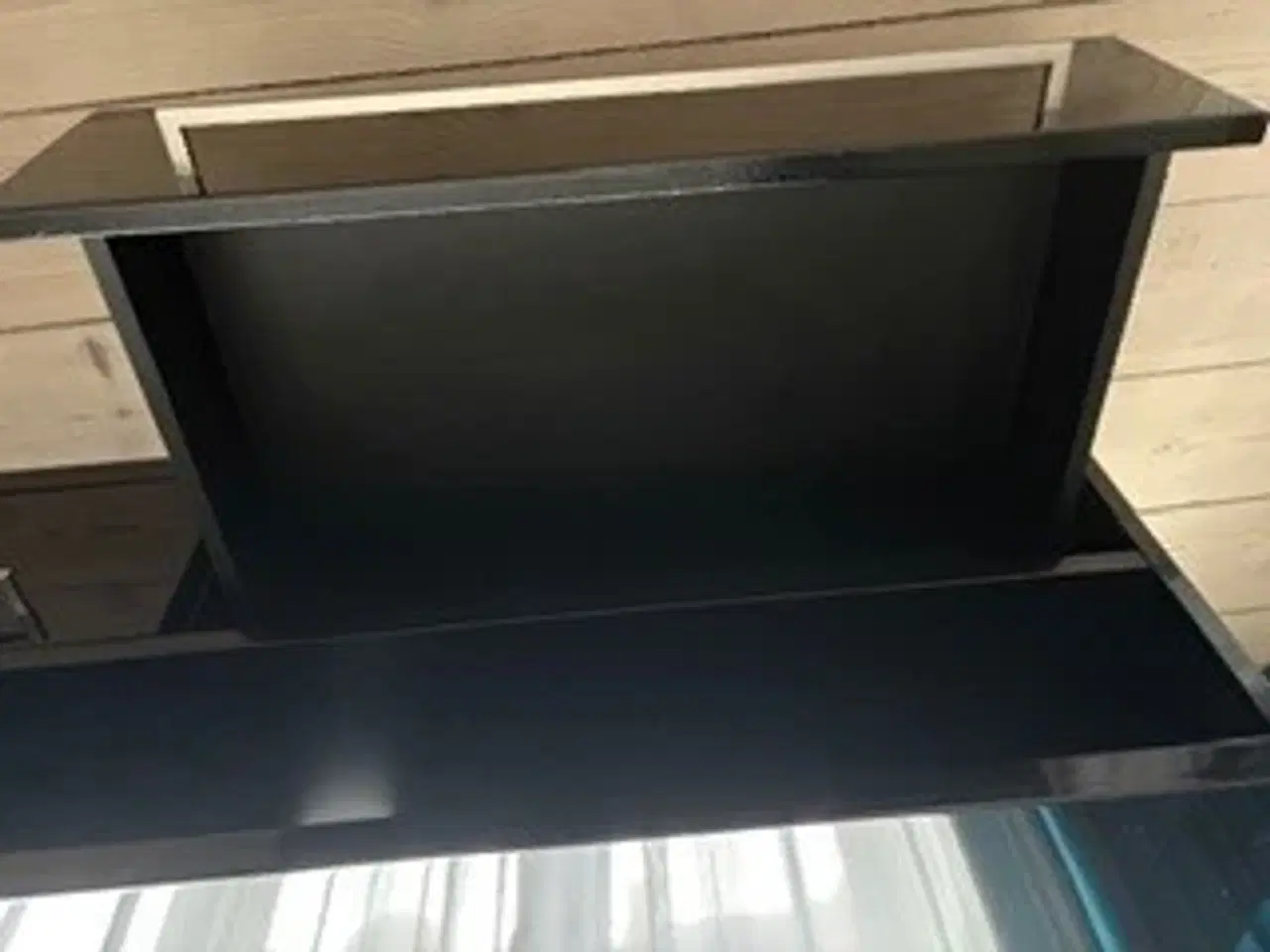 Billede 6 - TV-skænk med to skuffer