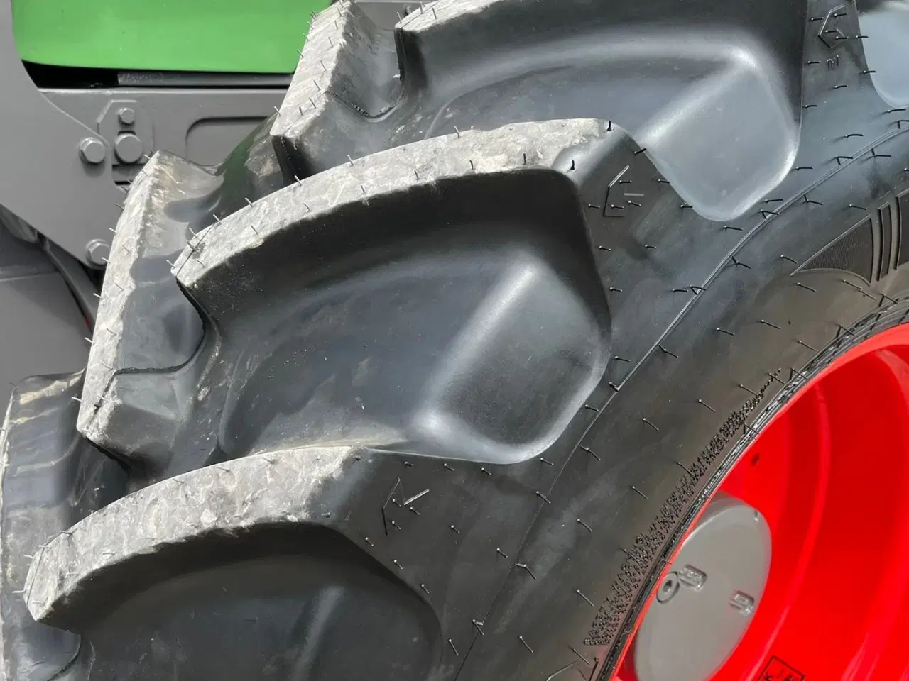 Billede 6 - Fendt 410 Vario med frontlæsser.