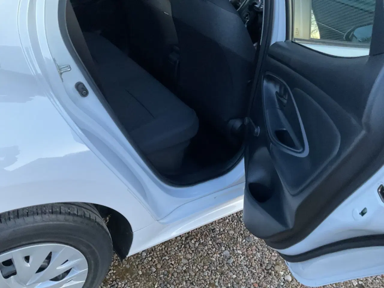 Billede 18 - Toyota Yaris 1,5 Hybrid Active e-CVT