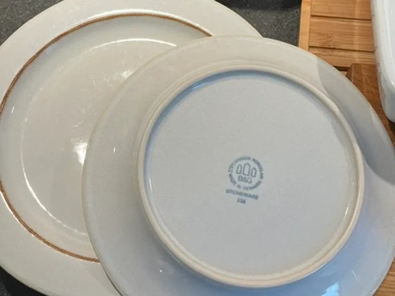 Billede 4 - Bing&Grøndahl Coppelia tallerkener+flot skærebræt