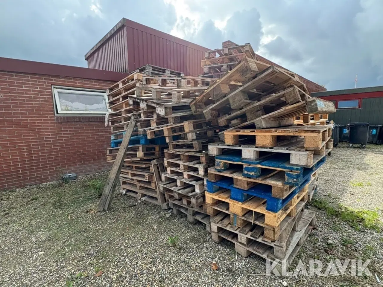 Billede 4 - Paller cirka 70 styk