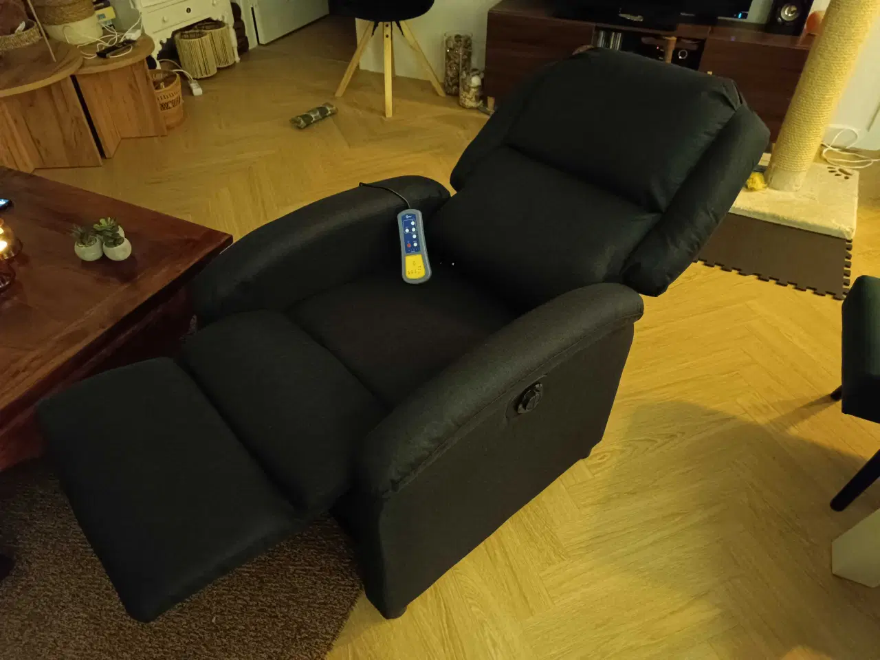 Billede 3 - Elektrisk lænestol m. Massage. Som ny!