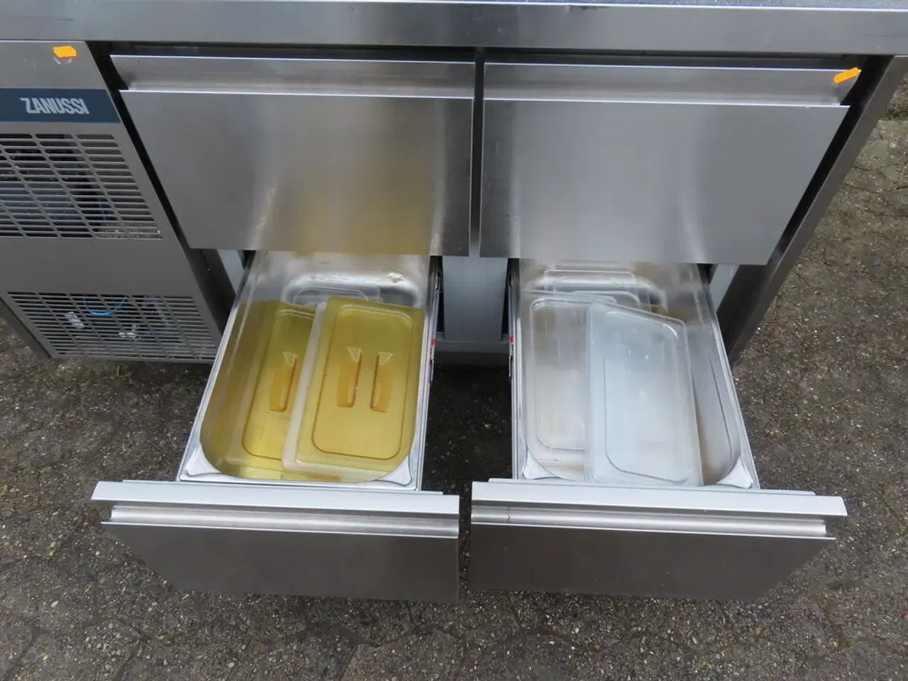 Billede 5 - Kølebord m. 4 skuffer ZANUSSI ZN2HBBB