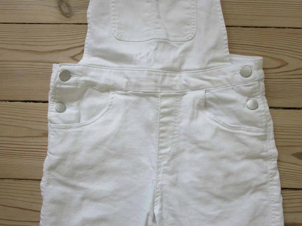 Billede 1 - H&M hvide shorts overalls, str. 11-12 år