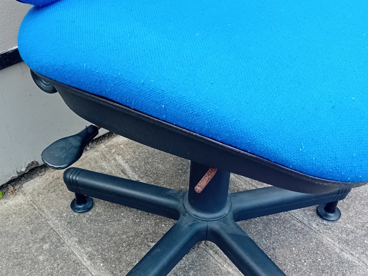 Billede 1 - Kontorstol m indstillelige sæder og faste fødder