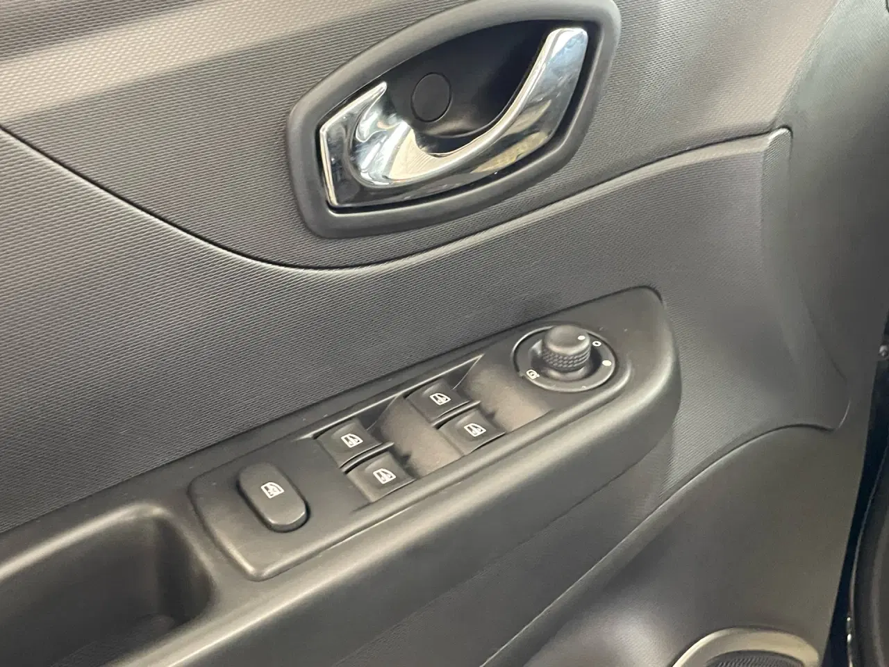 Billede 6 - Renault Captur 1,5 DCI FAP Expression Energy 90HK 5d
