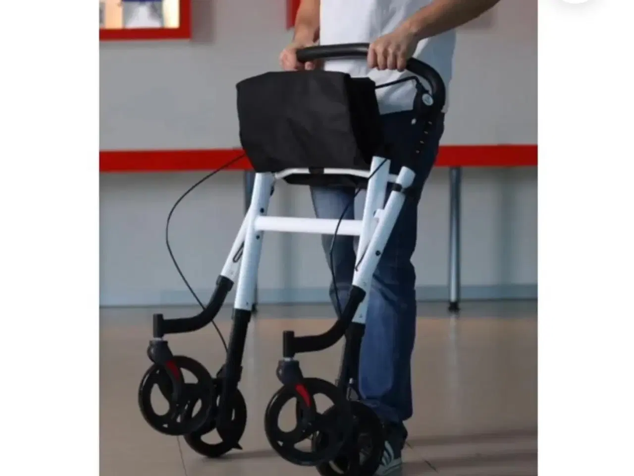 Billede 4 - SOLE Rolator indendørs - Aldrig brugt