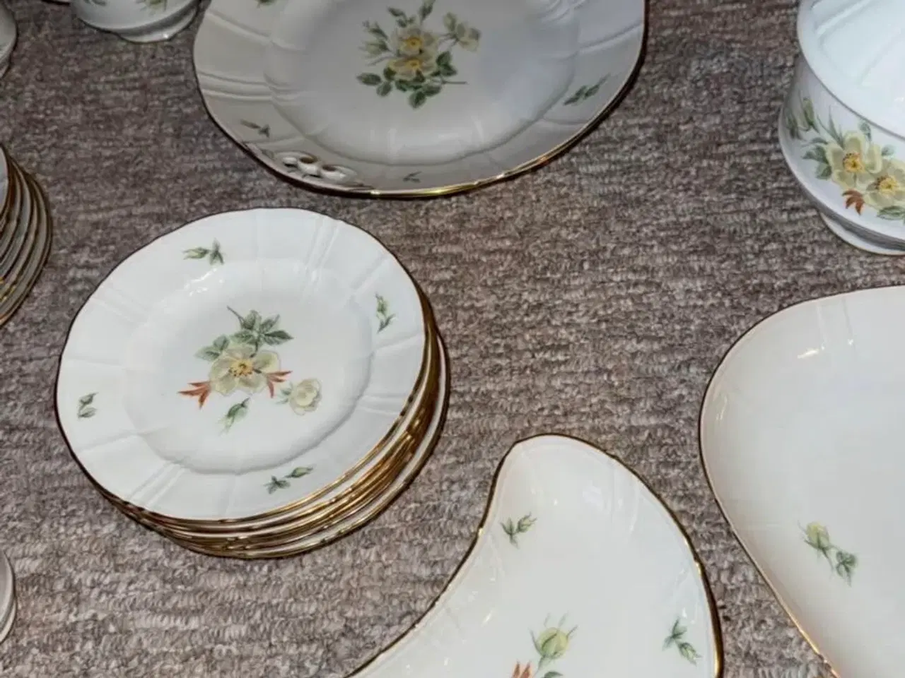 Billede 2 - Service Bing og Grøndahl klitrose