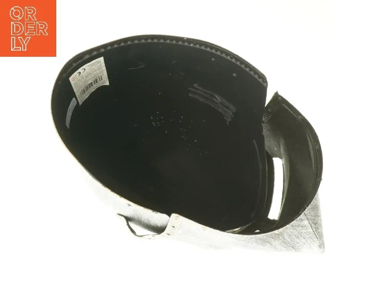 Billede 3 - Gammel ridderhjelm i plast (str. 25,5 cm)