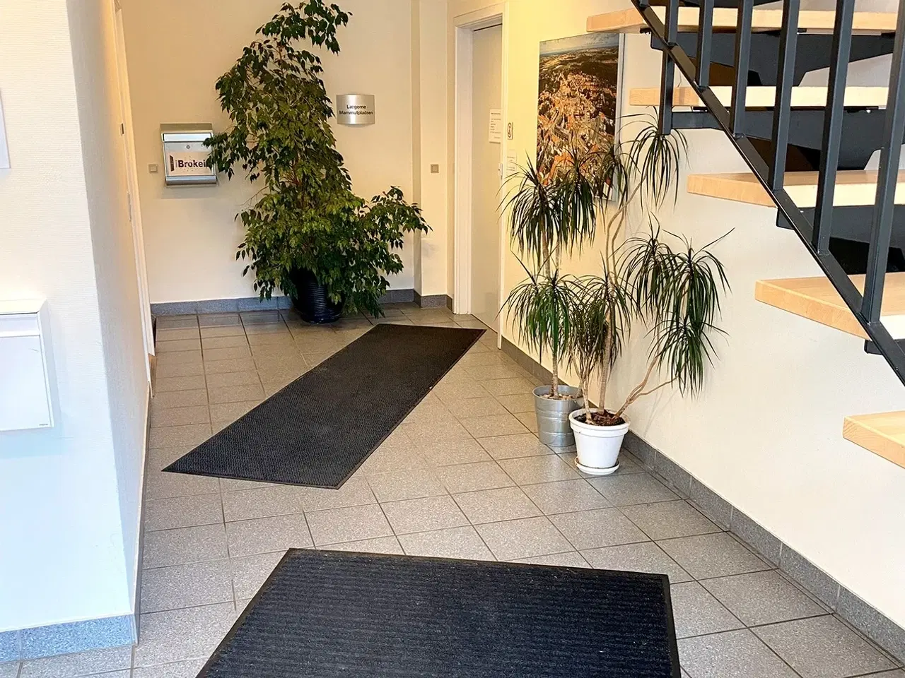 Billede 3 - Stort og attraktivt erhvervslokale i stueetagen!