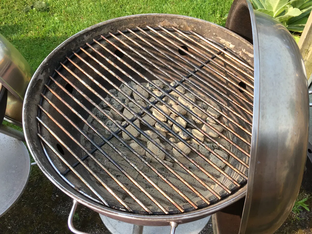 Billede 2 - Dancook kuglegrill 1000+1600 + 2 poser briketter 