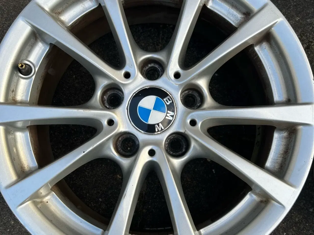 Billede 5 - Bmw 16” alufælge 