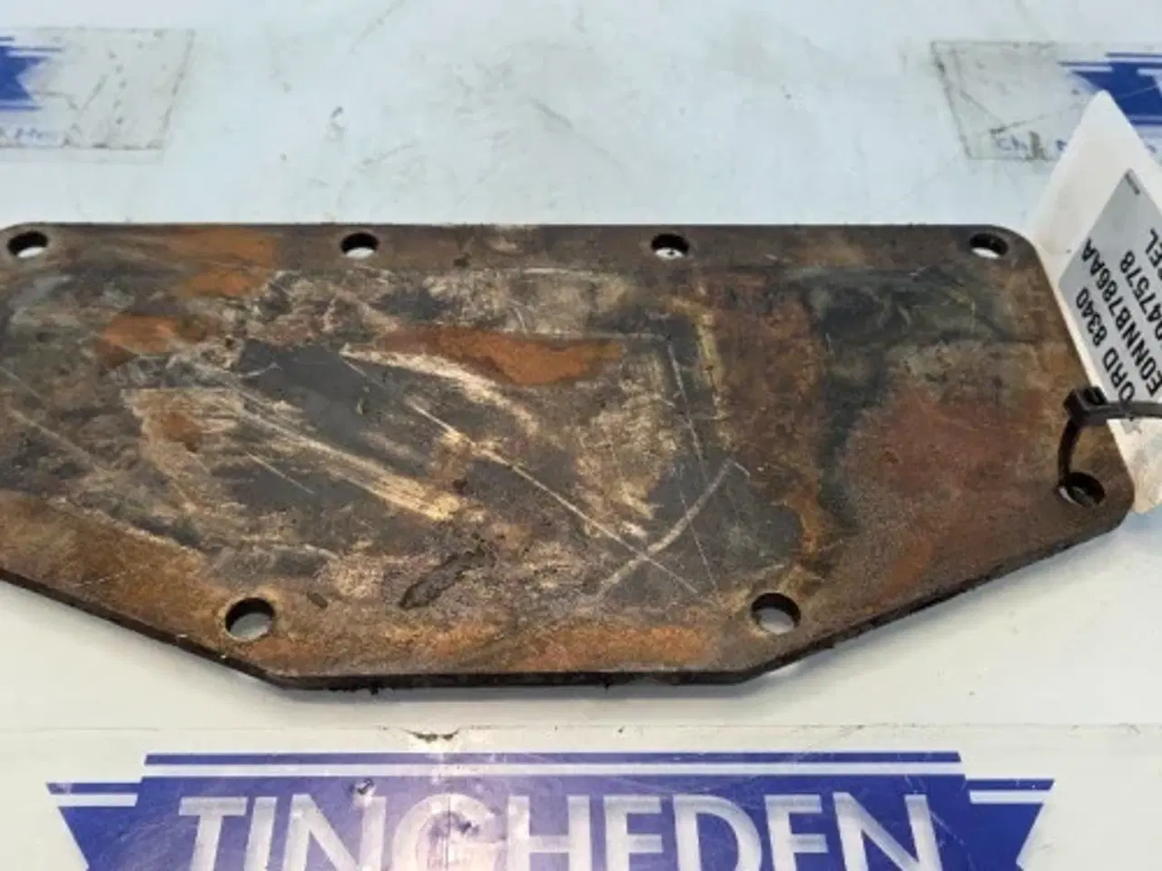 Billede 2 - Ford 8340 Dæksel E0NNB786AA