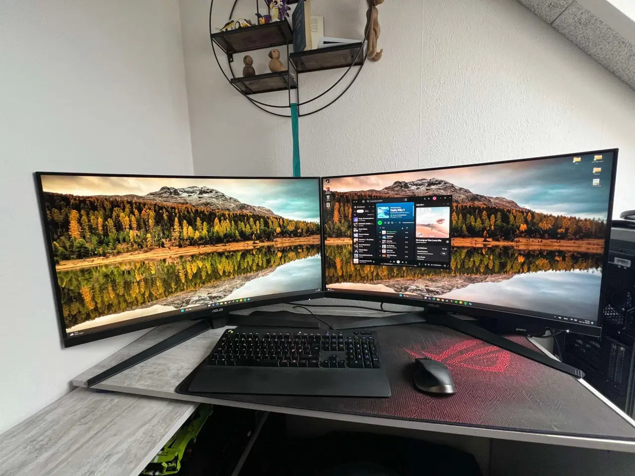 Billede 3 - Asus 32" Curved Gamingskærme 2 stks.