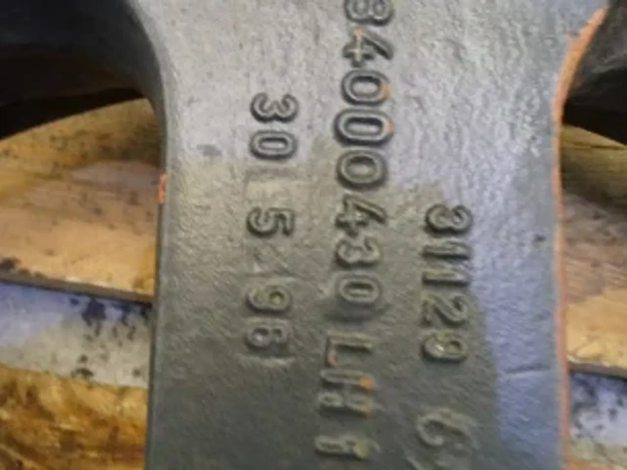 Billede 18 - New Holland 4860 Svinghjul 84000431