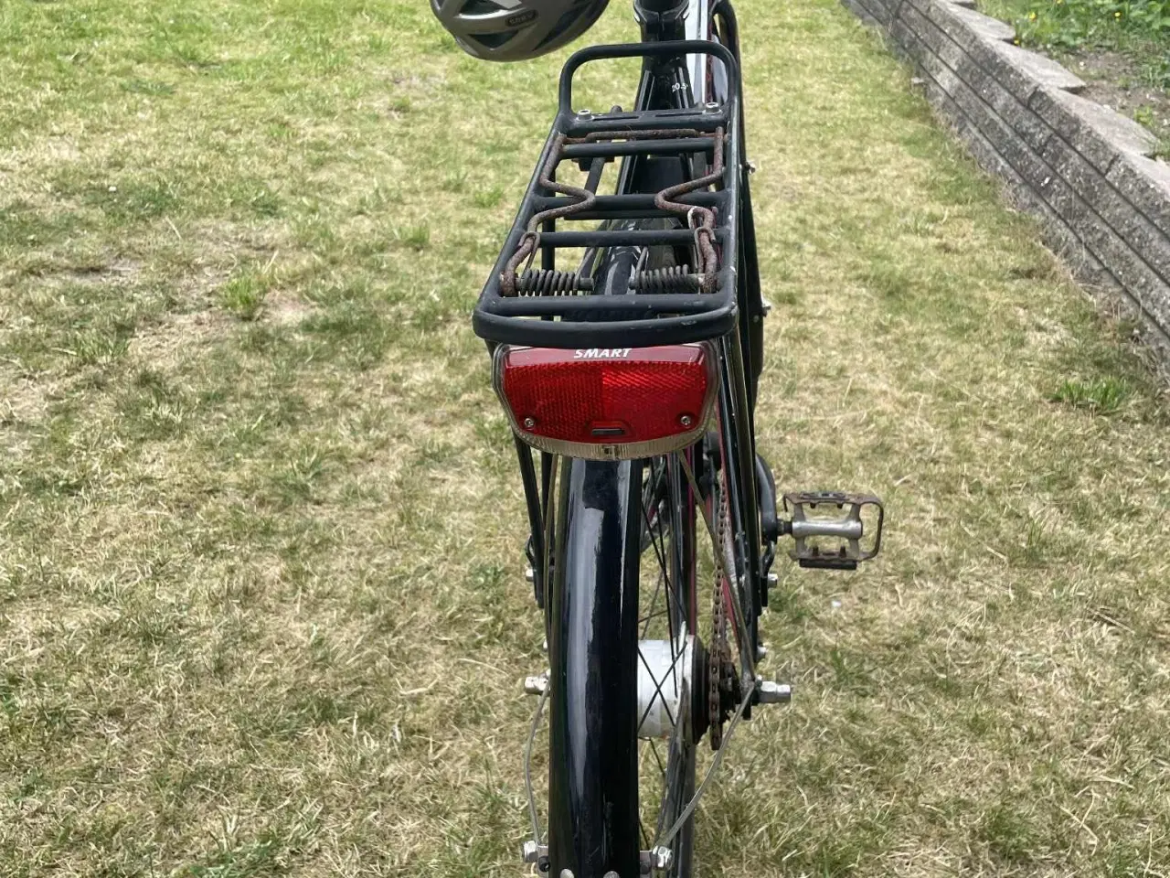 Billede 3 - Flot cykel + cykelhjelm