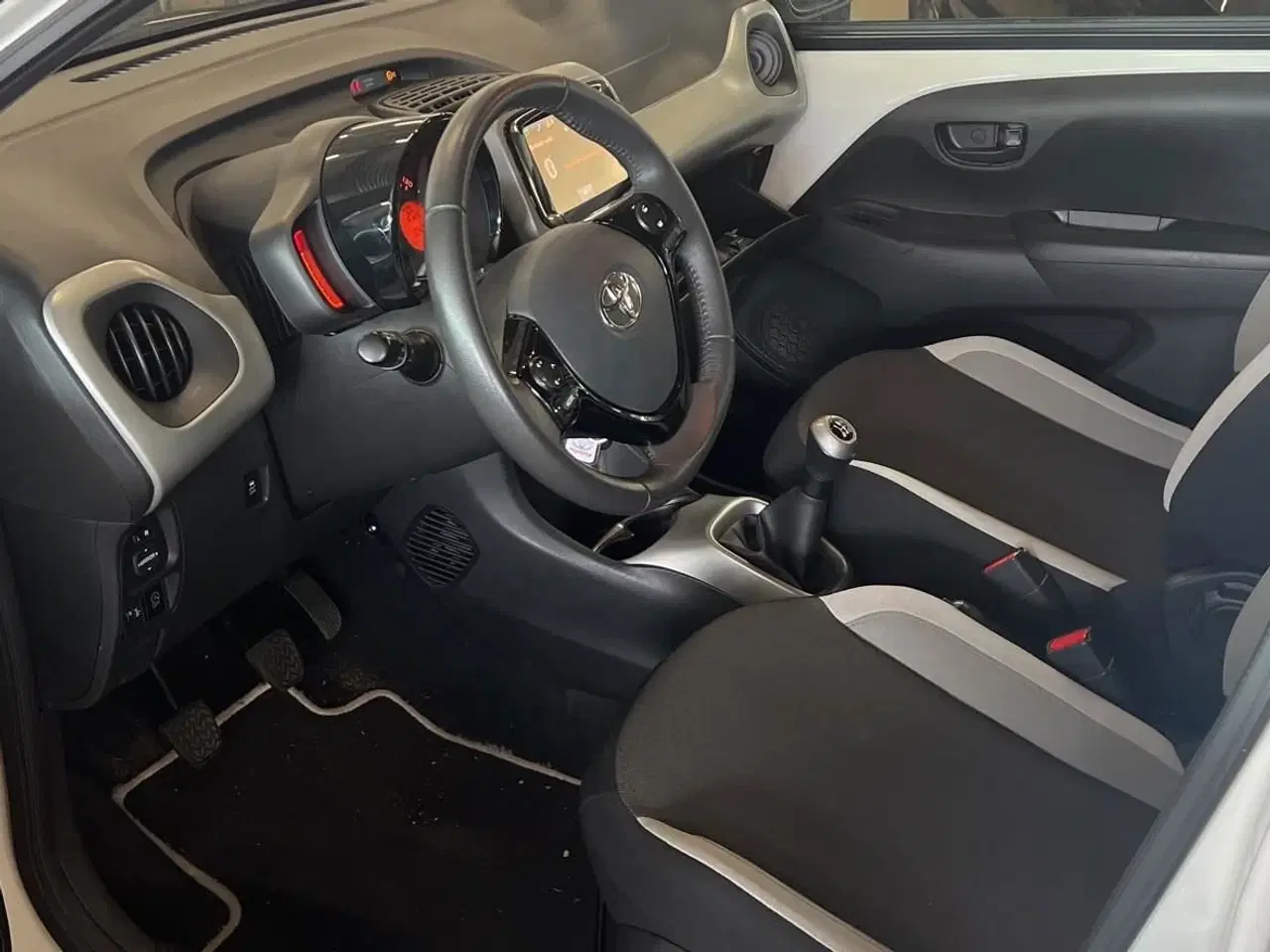 Billede 5 - Toyota Aygo 1,0 VVT-I X-Play + X-Touch 69HK 5d