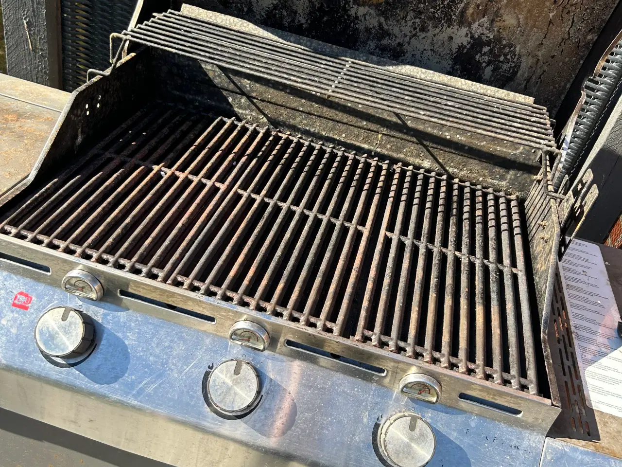 Billede 7 - Fin men godt brugt gasgrill 