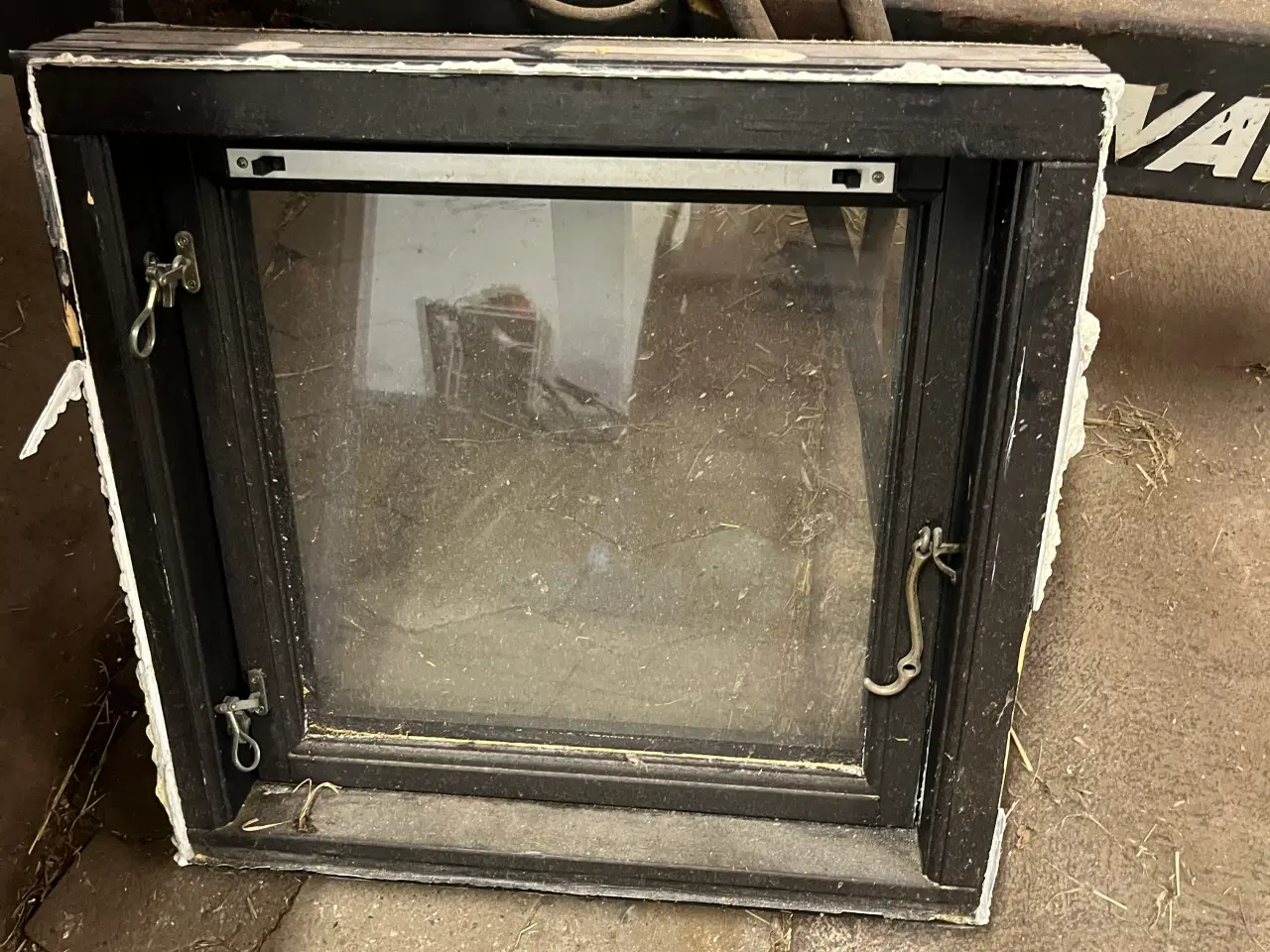 Billede 2 - Vindue 60*60 sort