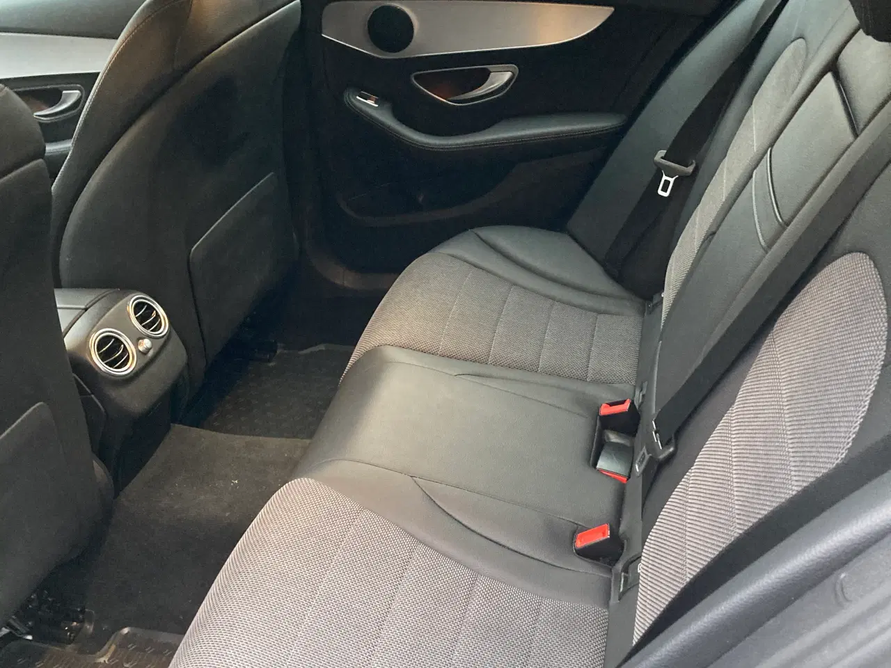 Billede 5 - Mercedes C220d 2,0 Avantgarde stc. 5d 194 HK