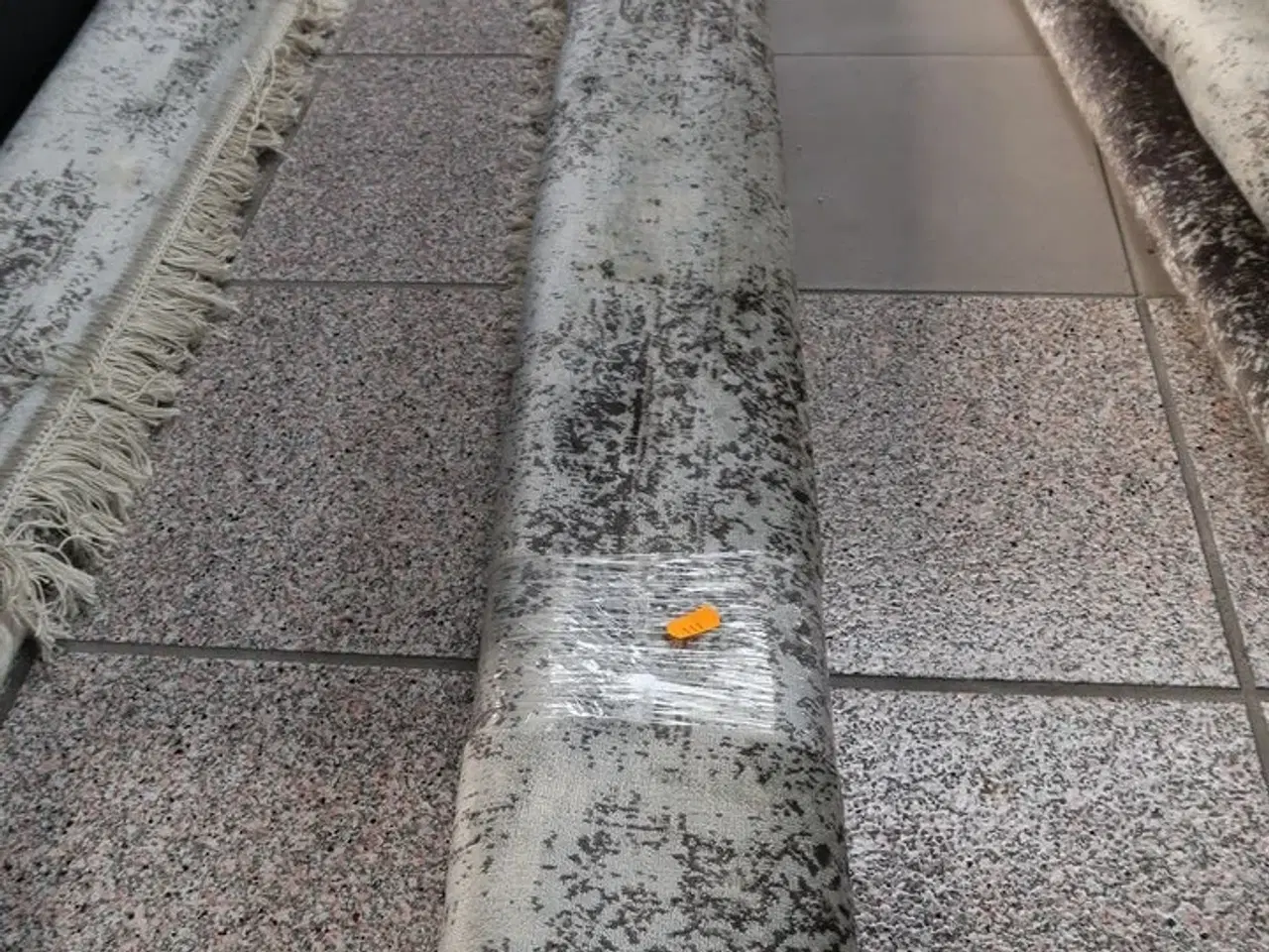 Billede 1 - Gulvtæppe MIGADAN ROYAL PALACE 914748 5353