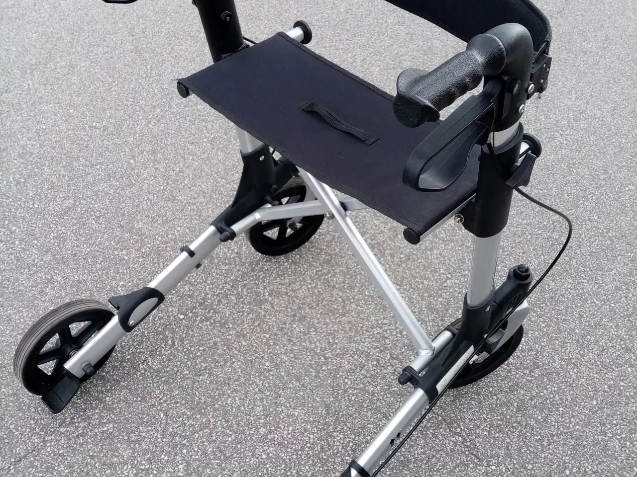 Billede 2 - ROLLATOR Let aluminium 