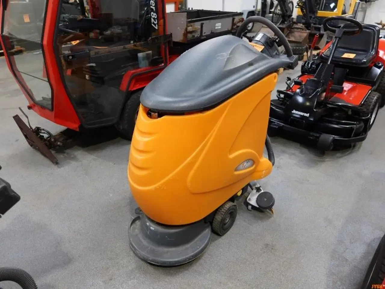 Billede 1 - GULVVASKER, Task