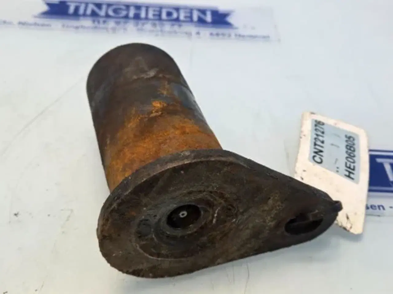 Billede 10 - New Holland LB115B Stift 85801076