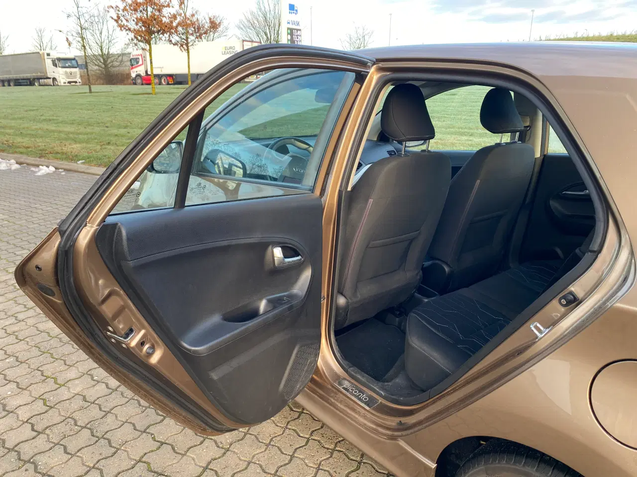 Billede 11 - Velholdt Kia Picanto 2013 – kun 62.000 km, nysynet