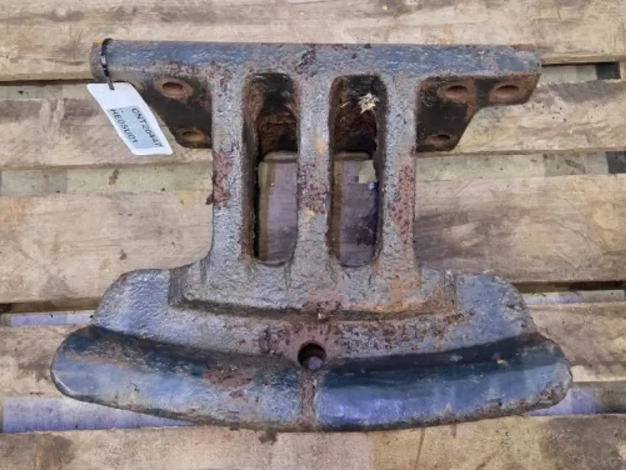 Billede 4 - New Holland TG285 Vægtholder 446069A1