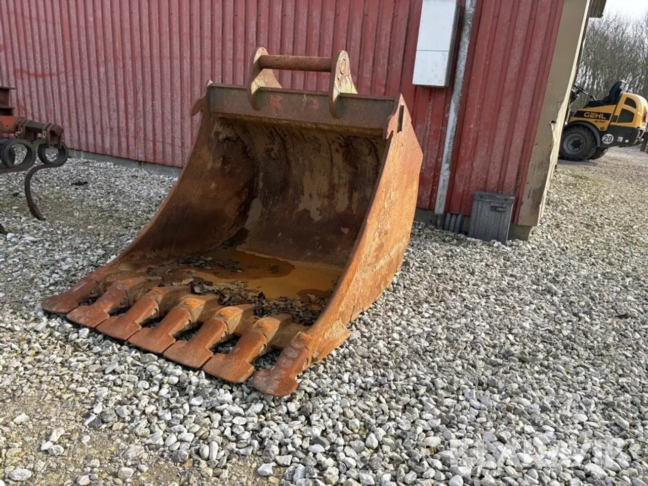 Billede 1 - Graveskovl M/T