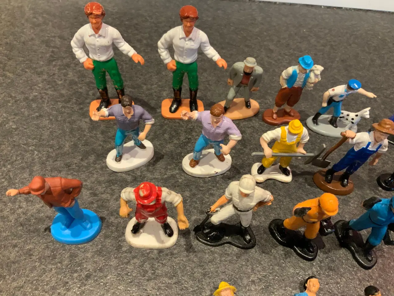 Billede 4 - 25 gamle legetøjs figurer m.m