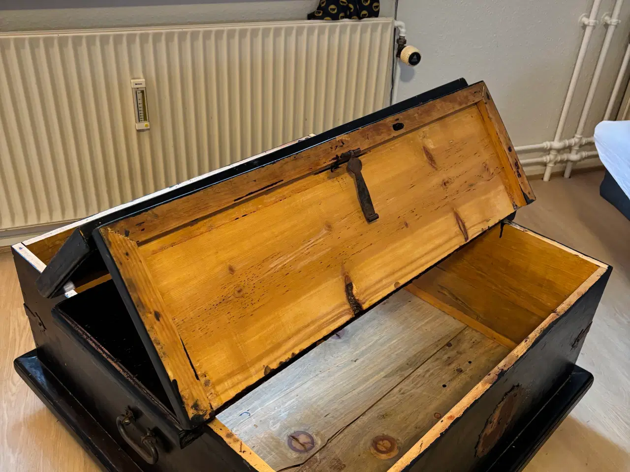 Billede 2 - Sofabord med opbevaring på hjul