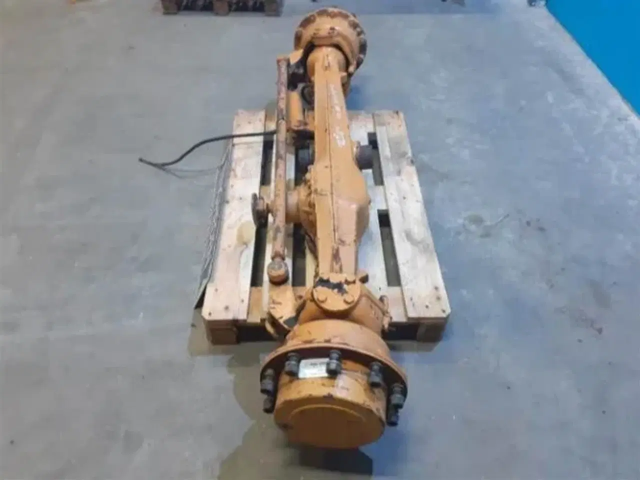 Billede 2 - Case 595 SLE Foraksel 3518276M93