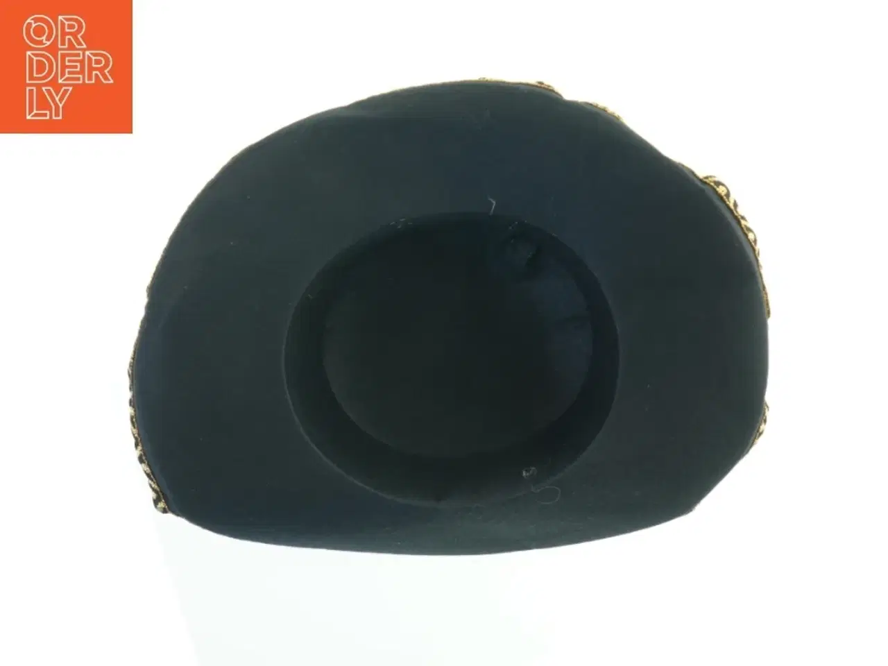 Billede 4 - Sort cowboyhat med guldbånd (str. Ø 40. cm)