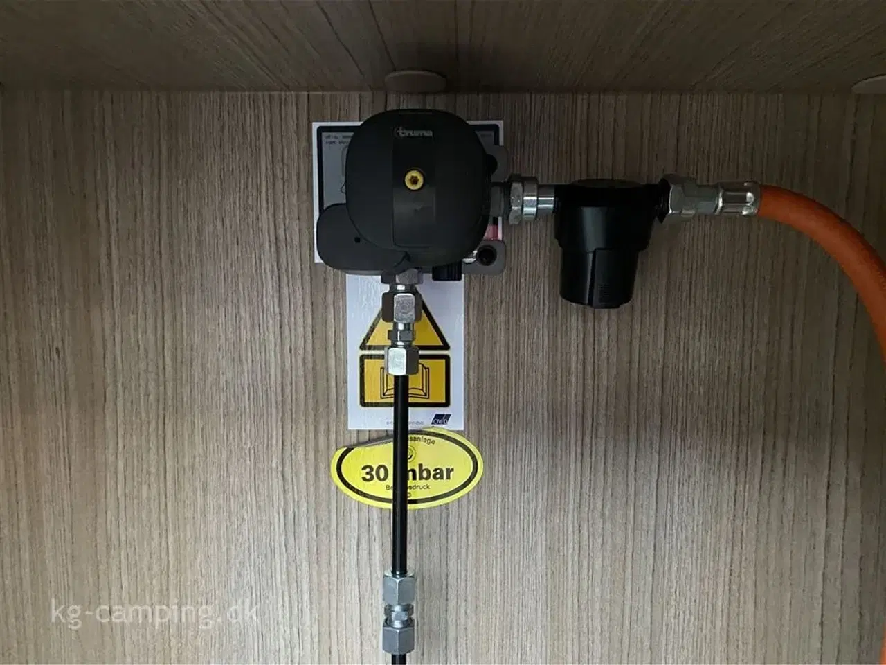 Billede 5 - 2021 - Carado V132 Edition 15 Lille kompakt autocamper under 6 meter, med masser af udstyr