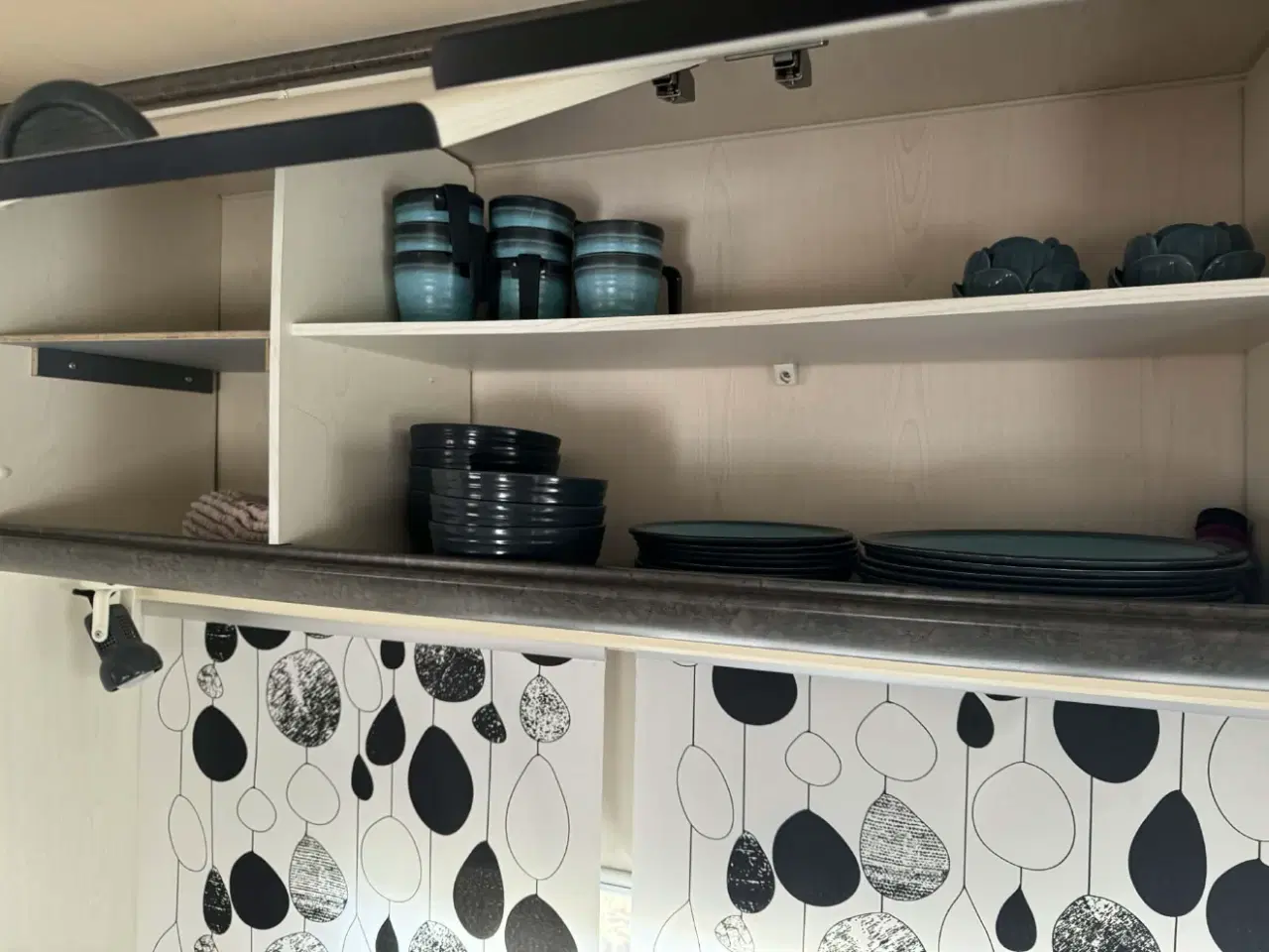 Billede 20 - Camping vogn med tilbehør og telt 