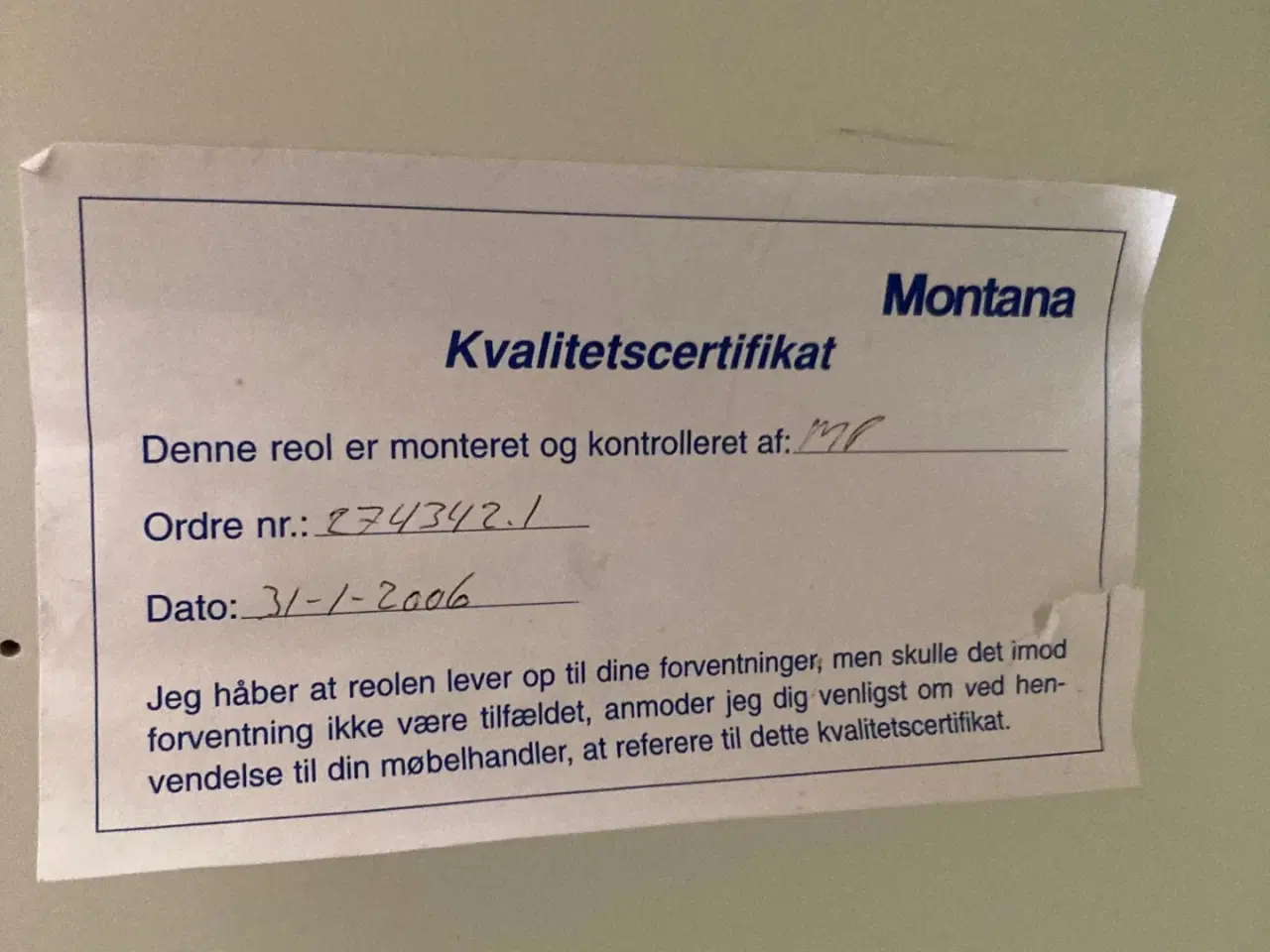 Billede 4 - Montanareol defekt i hængsel i ene låge