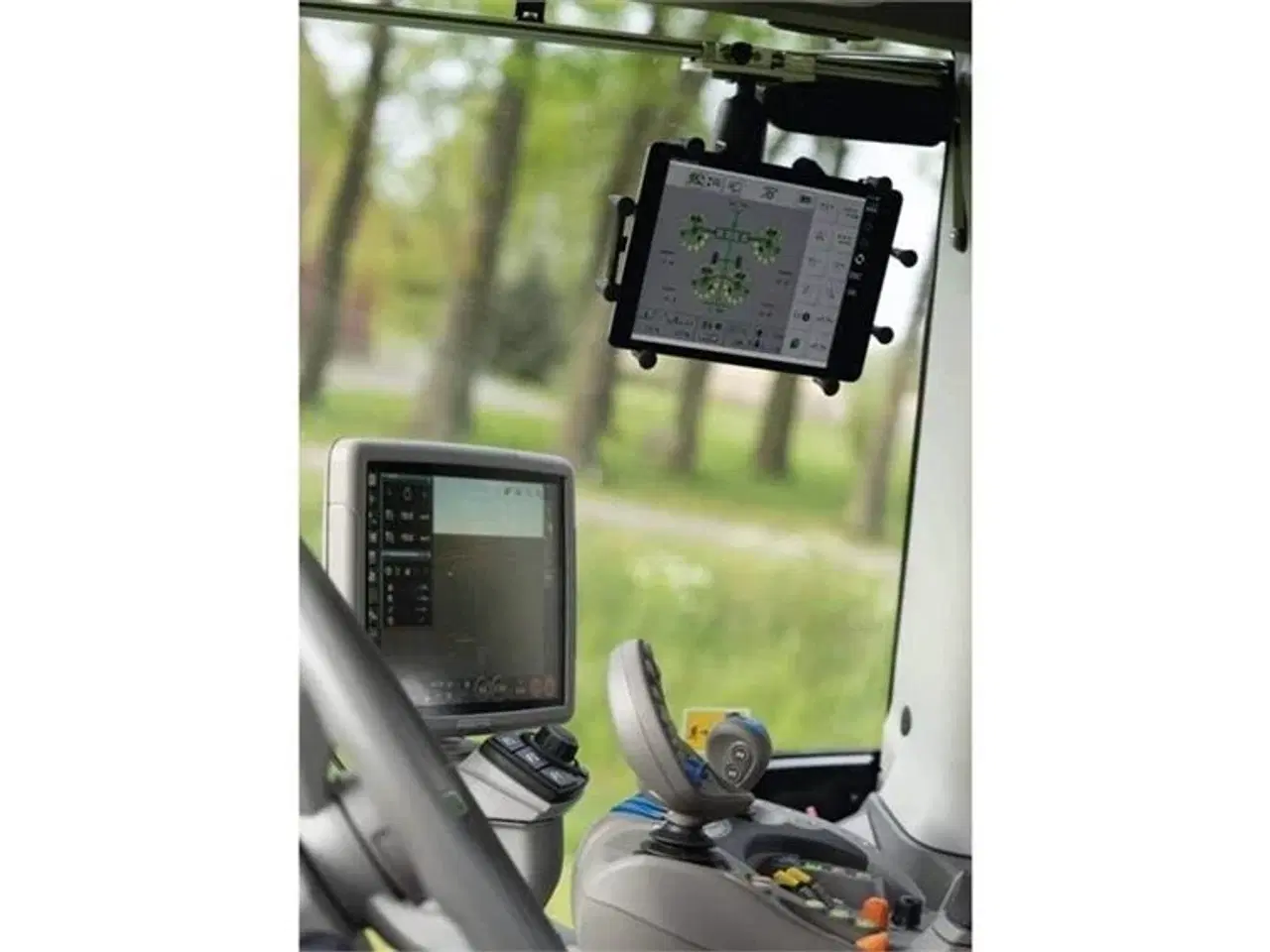 Billede 13 - Deutz-Fahr Agrotron 7250 TTV - Fuld GPS anlæg