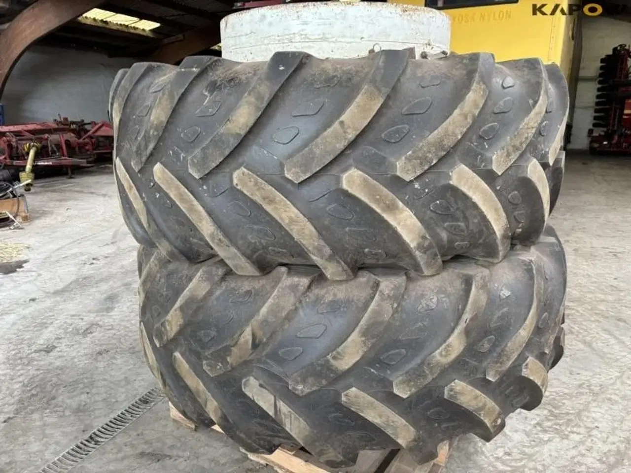 Billede 3 - Kléber Tvillingehjul 650/75-38