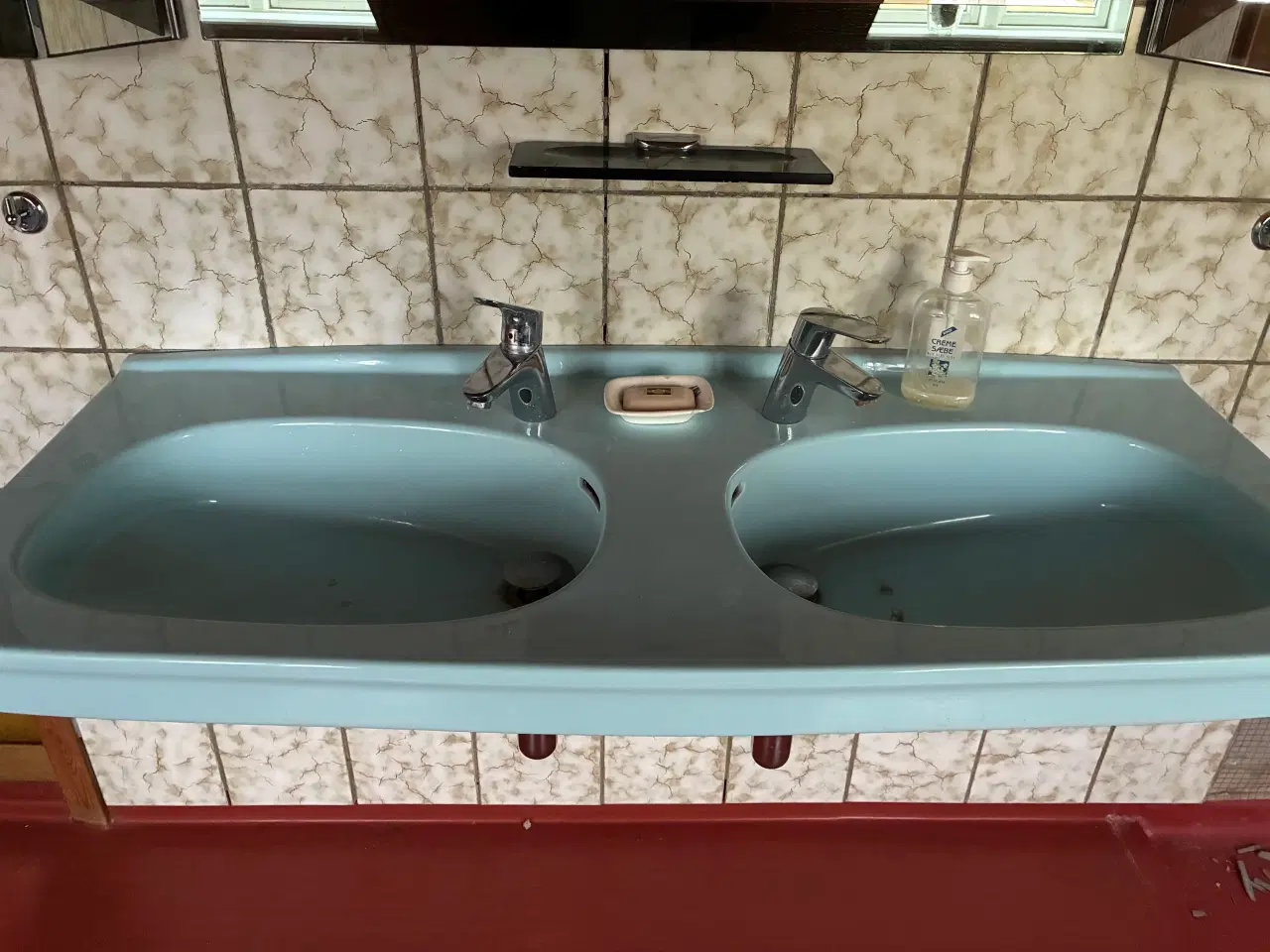 Billede 1 - Blå retro dobbelt håndvask